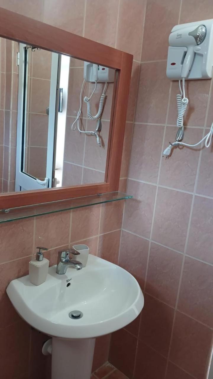 Guesthouse Mateo ديرمي الغرفة الصورة