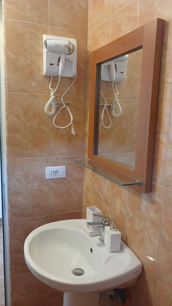 Guesthouse Mateo ديرمي الغرفة الصورة