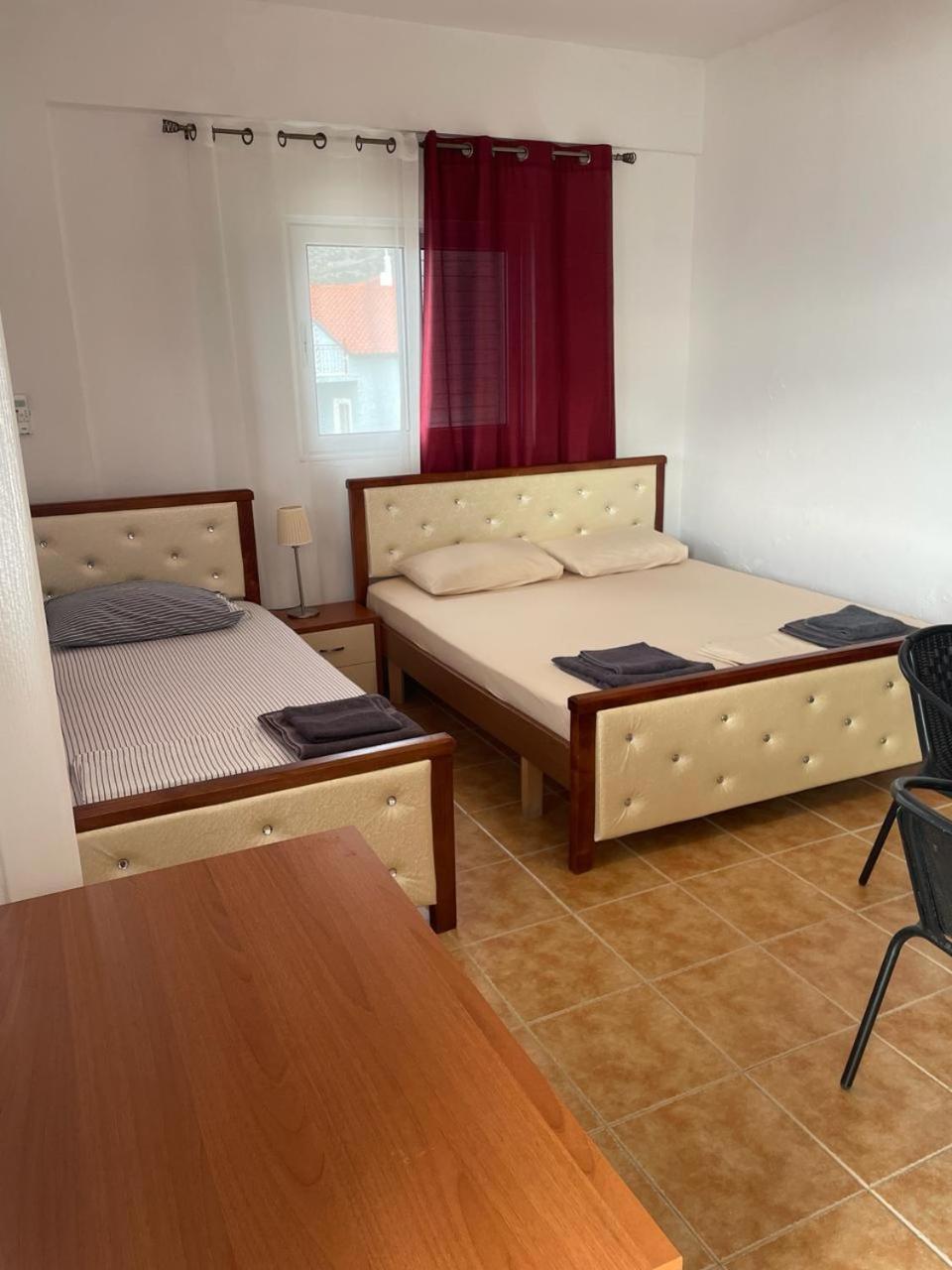 Guesthouse Mateo ديرمي الغرفة الصورة