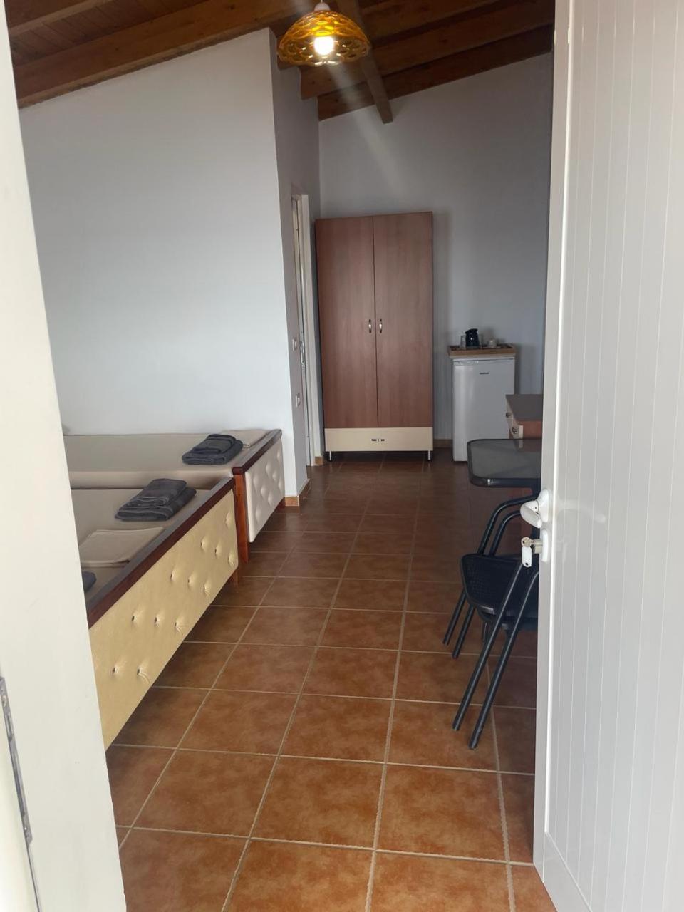 Guesthouse Mateo ديرمي الغرفة الصورة