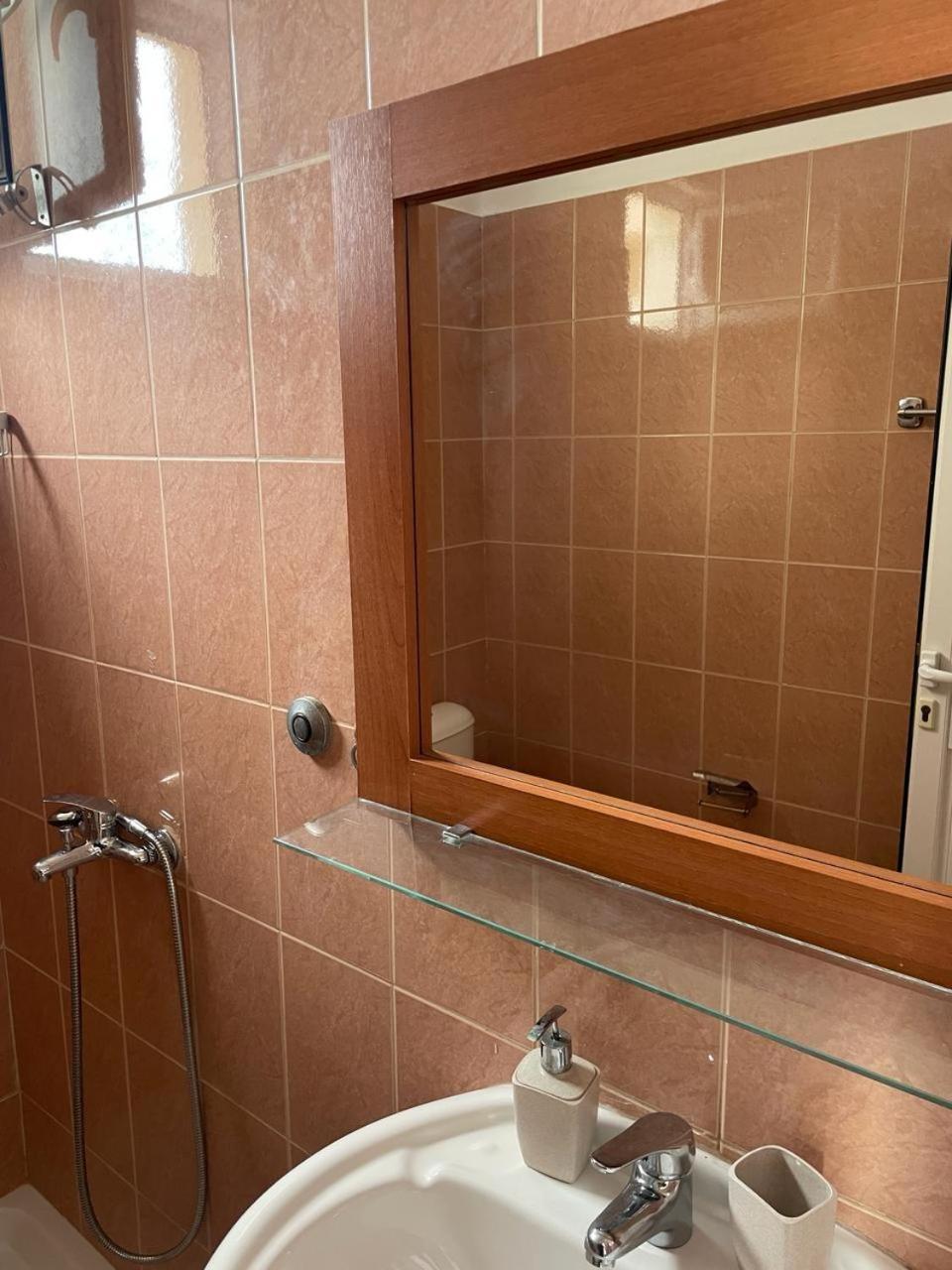 Guesthouse Mateo ديرمي الغرفة الصورة